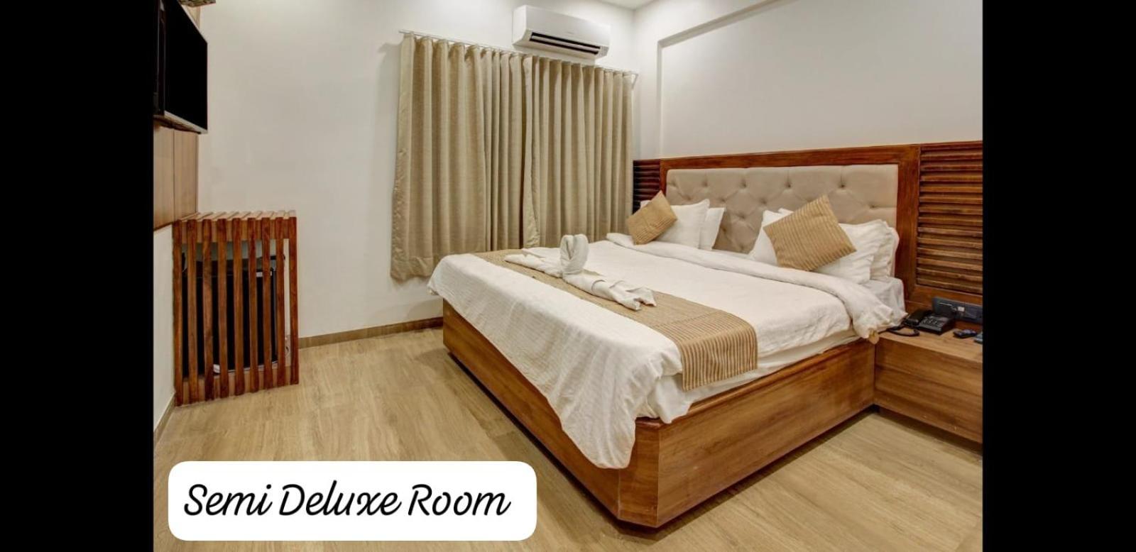 Hotel Evershine Rajkot Exterior foto