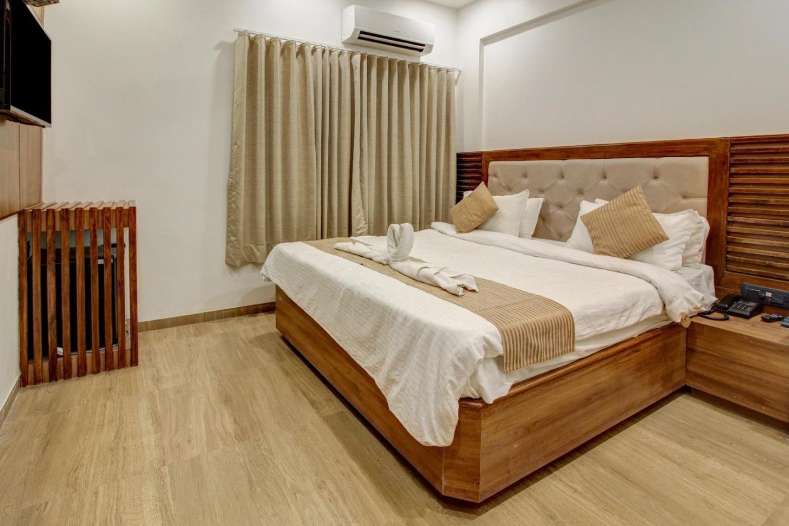 Hotel Evershine Rajkot Exterior foto